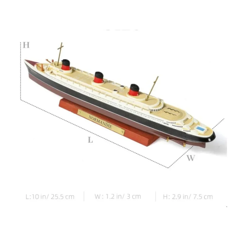 NEW Atlas 1:1250 SS Normandie Diecast Model Cruise Ship New Sealed